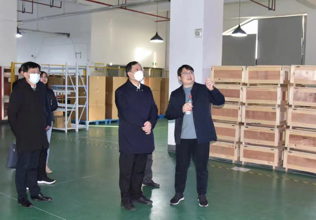 春節(jié)前夕，區(qū)委書記許小波帶隊走訪調研海圖科技指導工作